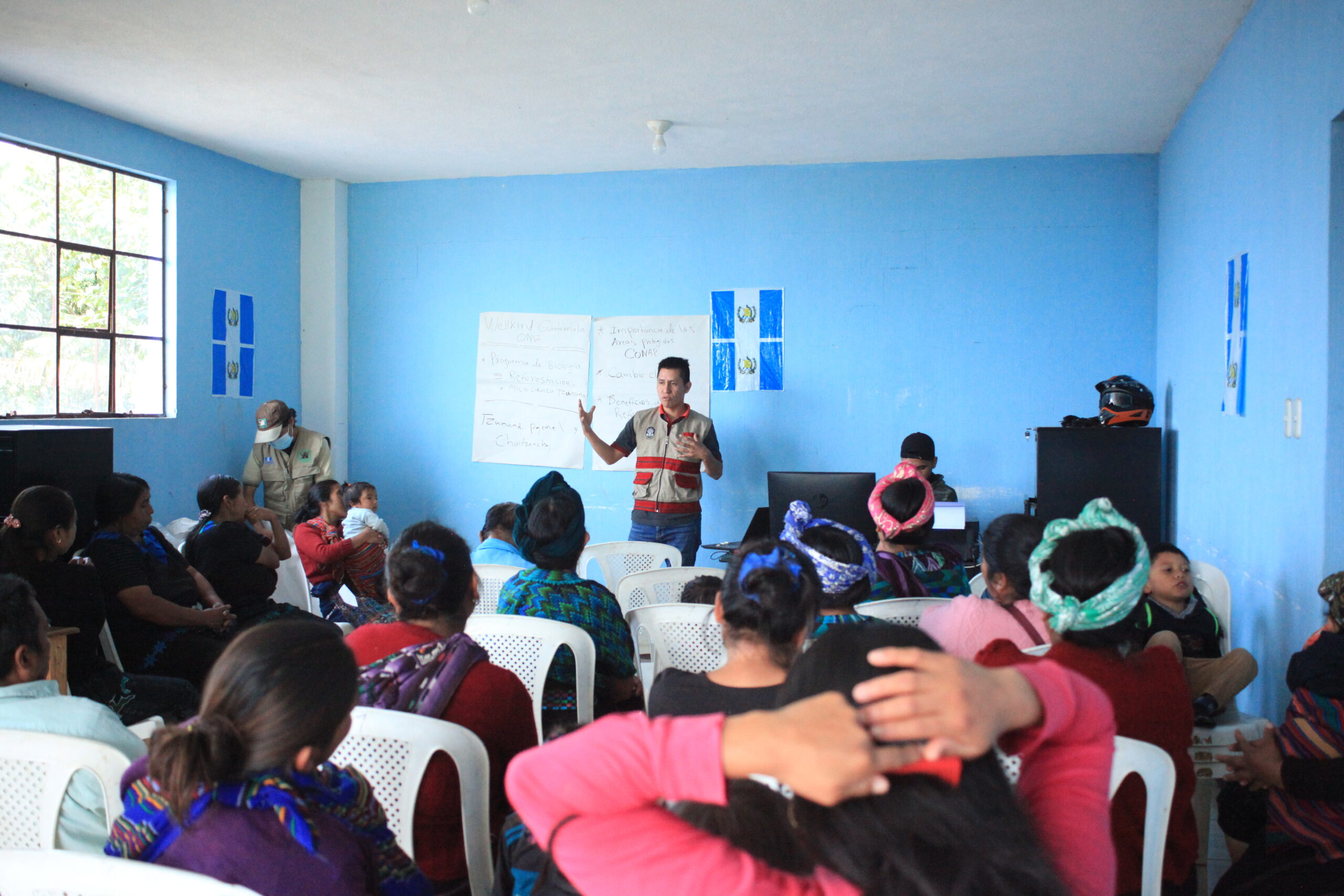 Ethical service exchange between Rotaract travelers and Guatemalan leaders