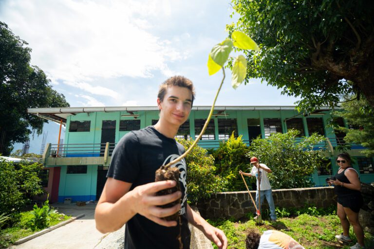 Service learning abroad for high school students