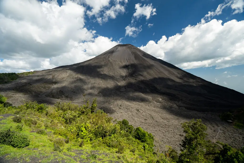 pacaya volcano